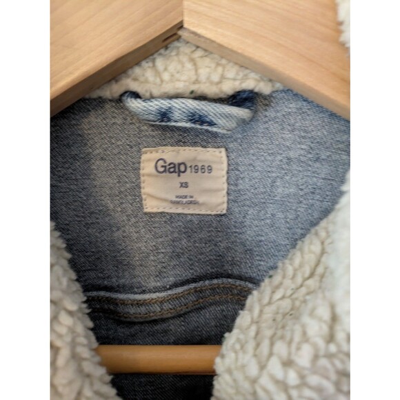 Denim Jean Jacket Gap, Sherpa, Trucker Women's XS, biker, grunge, y2k, 90s - Picture 3 of 5